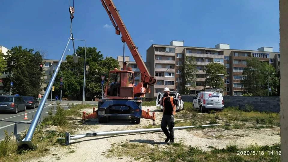 Servis verejného osvetlenia — Piešťany